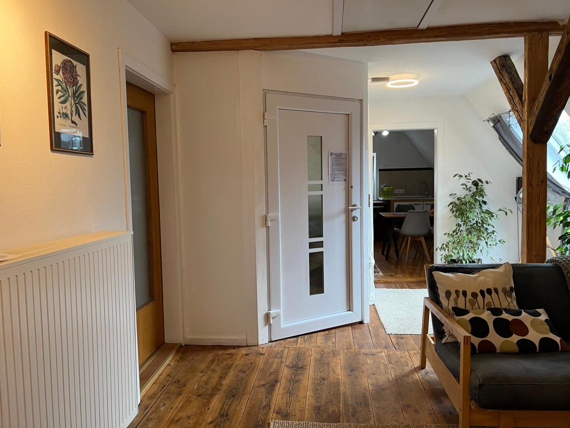 Ferieninrosengarten 1 Zi Appartement 190 Cm Deckenhoehe Oder Grosse 4 Zi Dg Whg Exterior foto